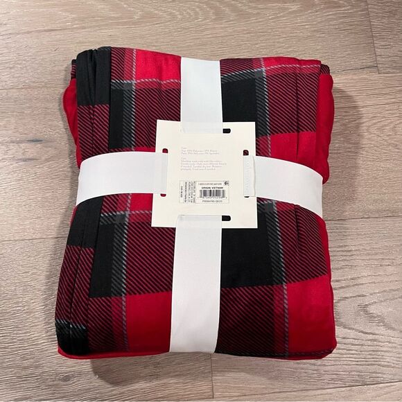 Stars Above Red Black Plaid Pajama Gift Set PJs XL - Picture 6 of 7